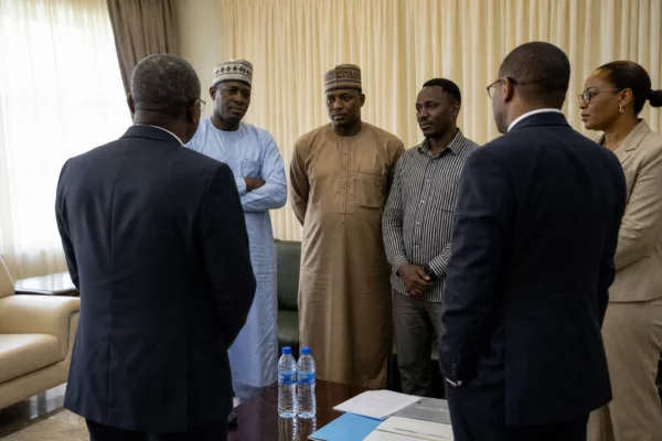 Au Nigeria, l’armée libère six otages mais le Nord-Ouest reste sous la menace des enlèvements sur les axes routiers