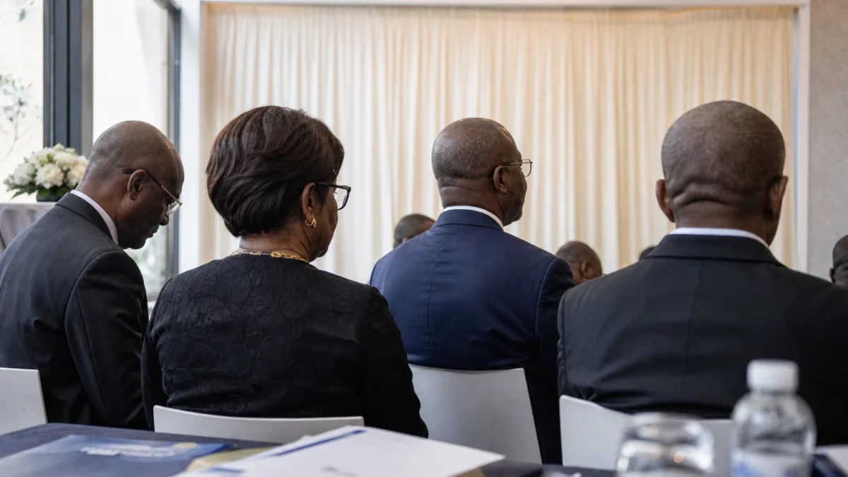 En Côte d’Ivoire, les manuels scolaires uniques changent la rentrée et allègent enfin le budget des familles