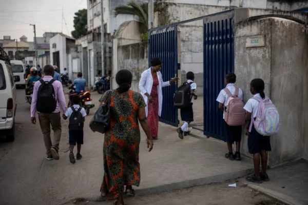 En RDC, la guerre éloigne les enfants des classes et fragilise toute la rentrée scolaire à Kinshasa et dans l’Est
