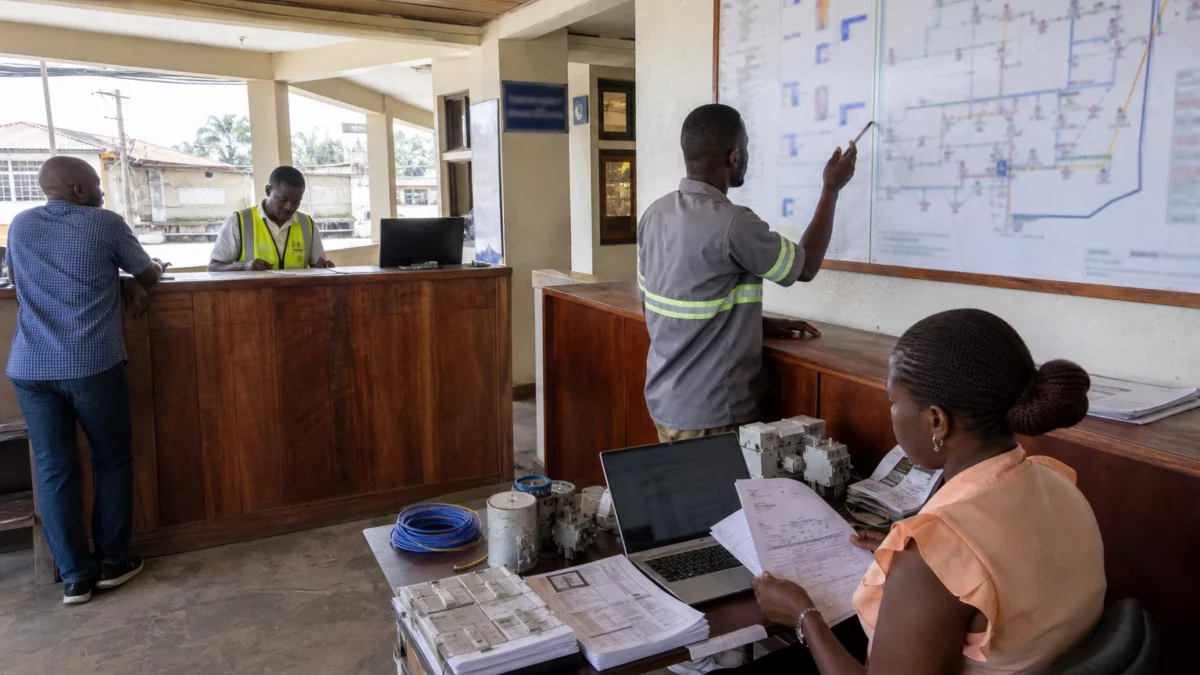 Réseau électrique du Liberia : les raccordements progressent, mais l’objectif de 75 % en 2030 reste difficile