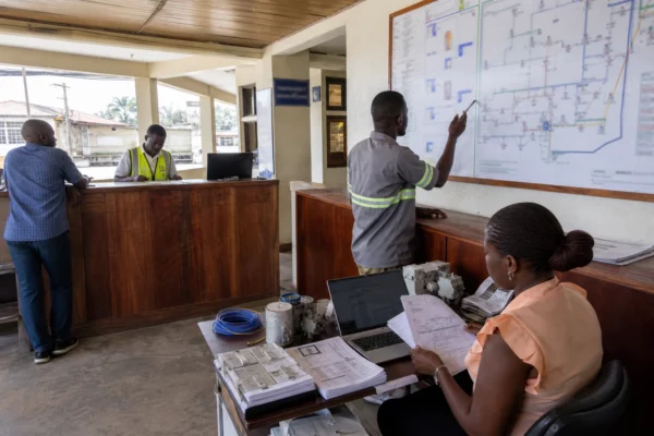 Réseau électrique du Liberia : les raccordements progressent, mais l’objectif de 75 % en 2030 reste difficile