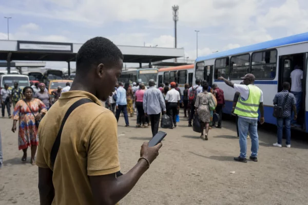 En Afrique, le direct-to-device oblige les régulateurs à repenser le partage du spectre entre satellites, 5G et Wi-Fi
