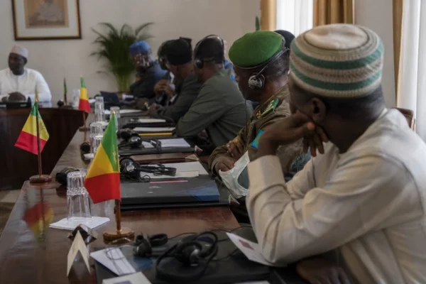 Au Mali, les attaques de Dioura et Sévaré exposent les limites de la riposte militaire face au JNIM