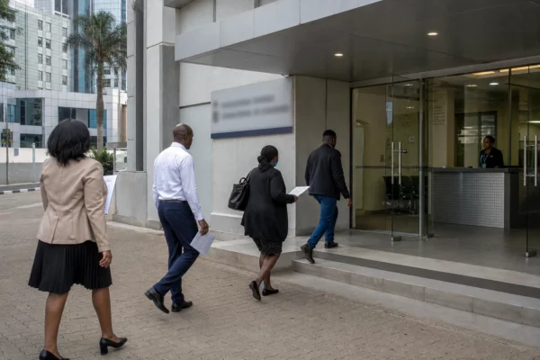 Au Kenya, la régulation des commerçants étrangers révèle un arbitrage délicat entre protection locale et ouverture régionale