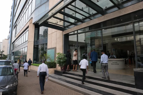 Au Kenya, la reprise de Nation Media Group par Rostam Aziz fait basculer l’équilibre des médias d’Afrique de l’Est