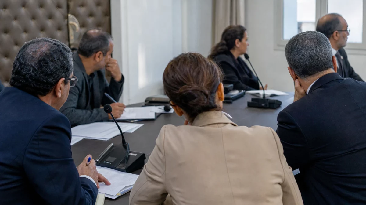 En Tunisie, le verrouillage de la société civile fait reculer les contre-pouvoirs et inquiète jusqu’aux instances africaines