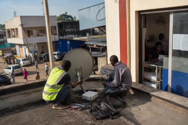 En Ouganda, Starlink arrive trop cher pour détrôner MTN et Airtel sur un marché internet déjà très disputé