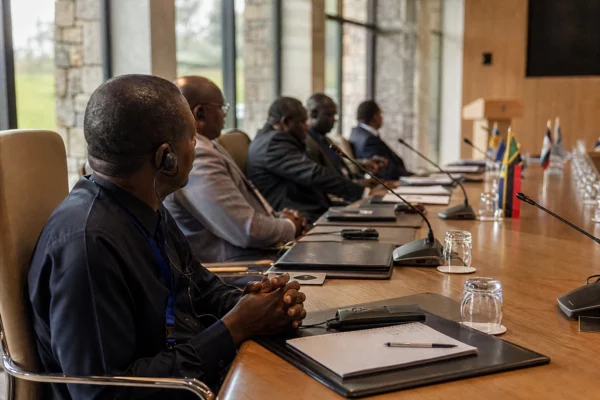 En Ouganda, la succession du Tooro met à l’épreuve l’équilibre entre monarchie culturelle et pouvoir républicain