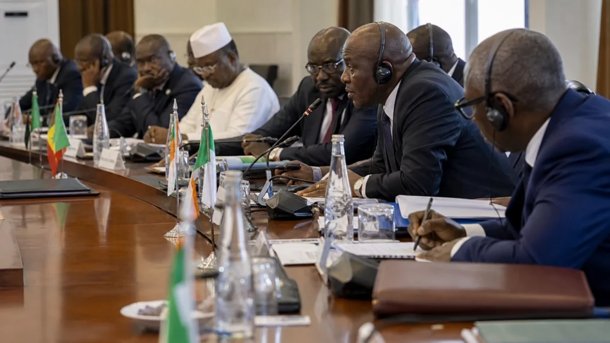 En Guinée, Mamadi Doumbouya a bouclé sa transition, mais les libertés publiques restent sous pression