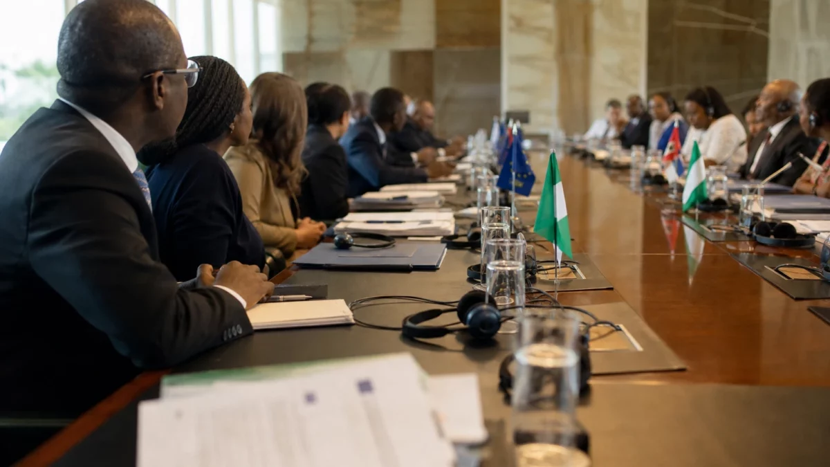Nigeria et Inde veulent relancer leurs échanges grâce au pétrole et viser un commerce bilatéral de 15 milliards de dollars