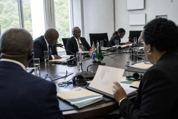 En Afrique du Sud, l’enquête sur la police met à nu l’emprise des réseaux criminels sur le pouvoir