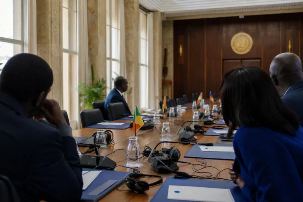 Au Sénégal, la recomposition des postes publics révèle la mainmise de Diomaye Faye sur l’appareil d’État