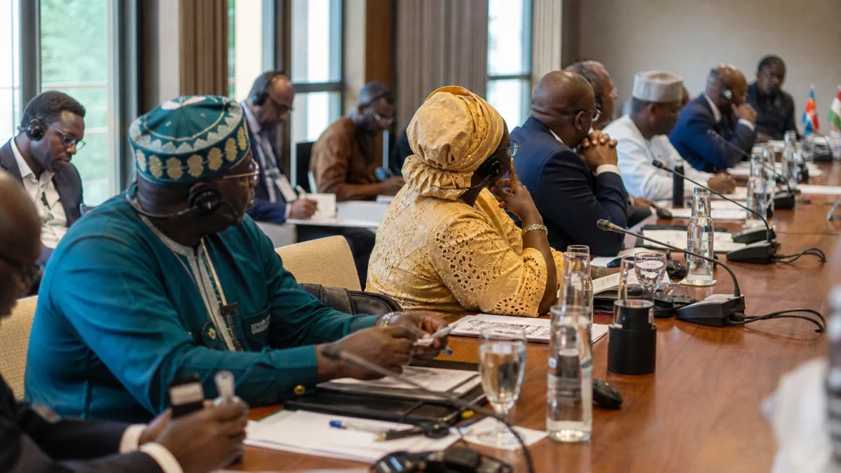 À Banjul, la dette absorbe une part croissante du budget gambien malgré les ambitions de recettes nouvelles en 2027