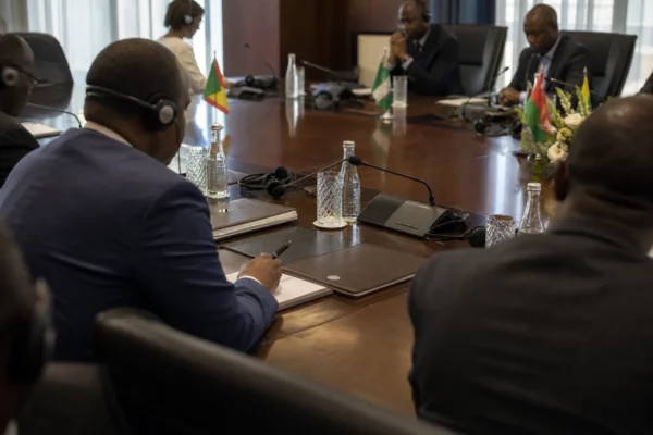 Au Burkina Faso, la guerre numérique contre les journalistes devient un outil de répression politique
