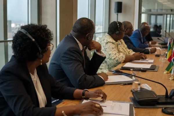 À Kinshasa, l’enquête sur la mort d’un militant de la C64 retarde les obsèques et ravive les tensions politiques en RDC