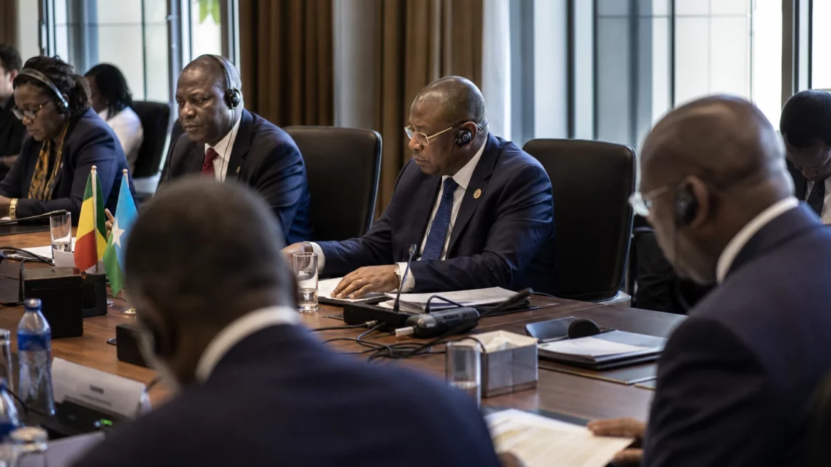 Au Kenya, la régularisation des travailleurs étrangers révèle la tension entre commerce local et libre circulation