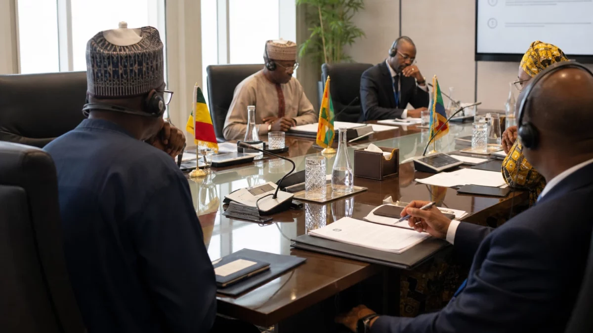 Pourquoi l’Afrique subsaharienne reste connectée en théorie mais freinée par le coût réel de l’Internet mobile