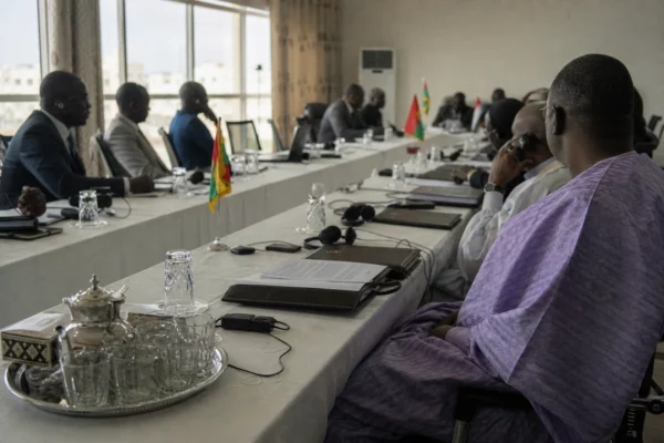 En Mauritanie, le thé mauritanien impose son rythme à Nouakchott et révèle une hospitalité devenue repère social