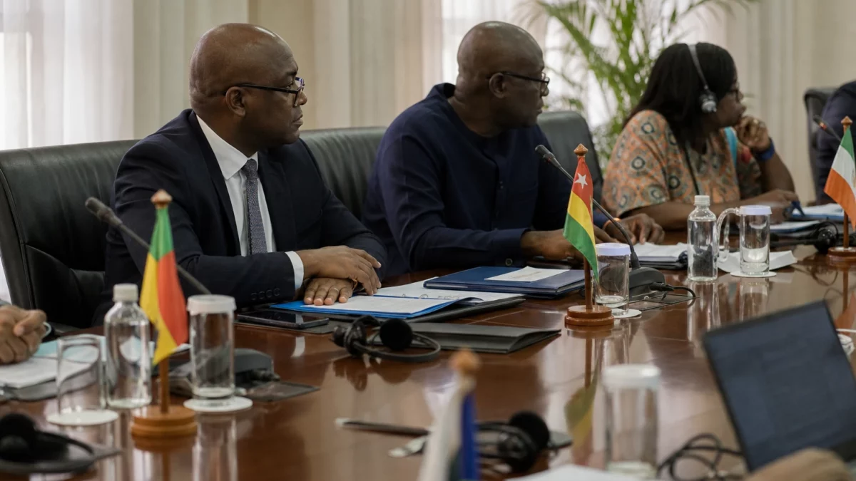 Au Togo, la libération provisoire des trois cinéastes révèle la crispation autour des tournages étrangers