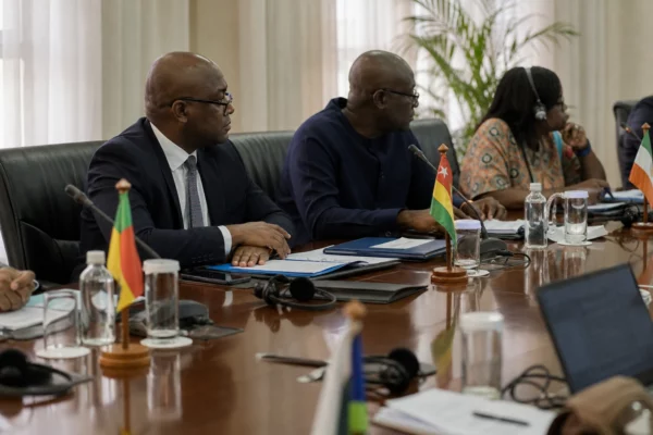Au Togo, la libération provisoire des trois cinéastes révèle la crispation autour des tournages étrangers