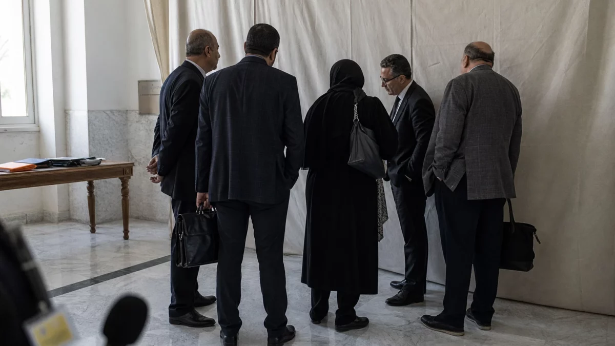 En Tunisie, la justice prolonge l’enfermement des militants de la flottille et ravive le débat sur la répression