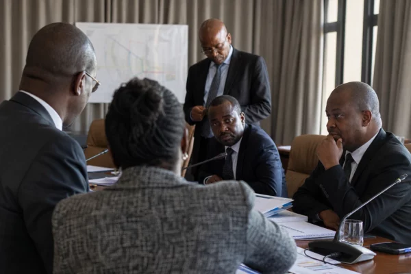 Au Zimbabwe, Afreximbank finance la relance du rail minier pour absorber la hausse du lithium et du chrome