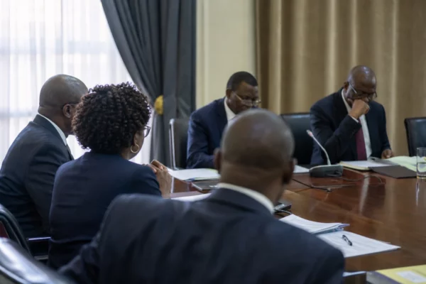 Zimbabwe : pourquoi la Banque mondiale freine la marche vers un ZiG unique malgré la stabilisation récente
