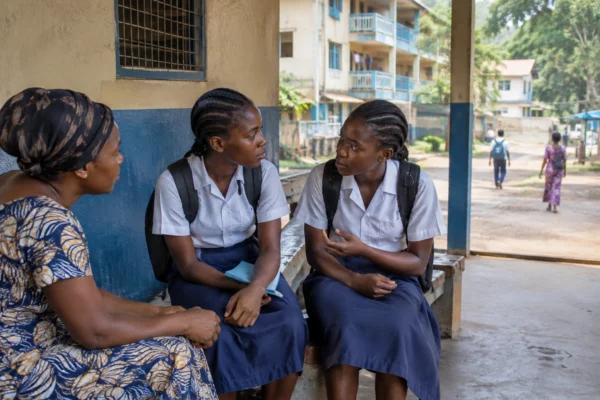 À Bangui, des adolescentes défendent leurs études face aux pressions pour un mariage précoce en RCA
