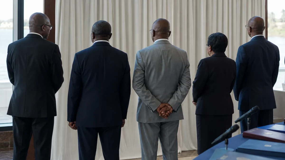 Après les tirs sur le fleuve Congo, Kinshasa et Brazzaville cherchent un accord pour éviter une nouvelle crise militaire