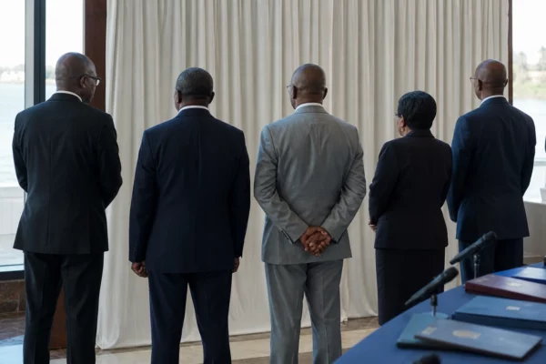 Après les tirs sur le fleuve Congo, Kinshasa et Brazzaville cherchent un accord pour éviter une nouvelle crise militaire