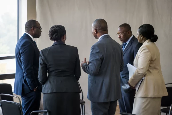 En RDC, le dialogue national se heurte aux accusations contre Kabila et à la défiance entre pouvoir et opposition