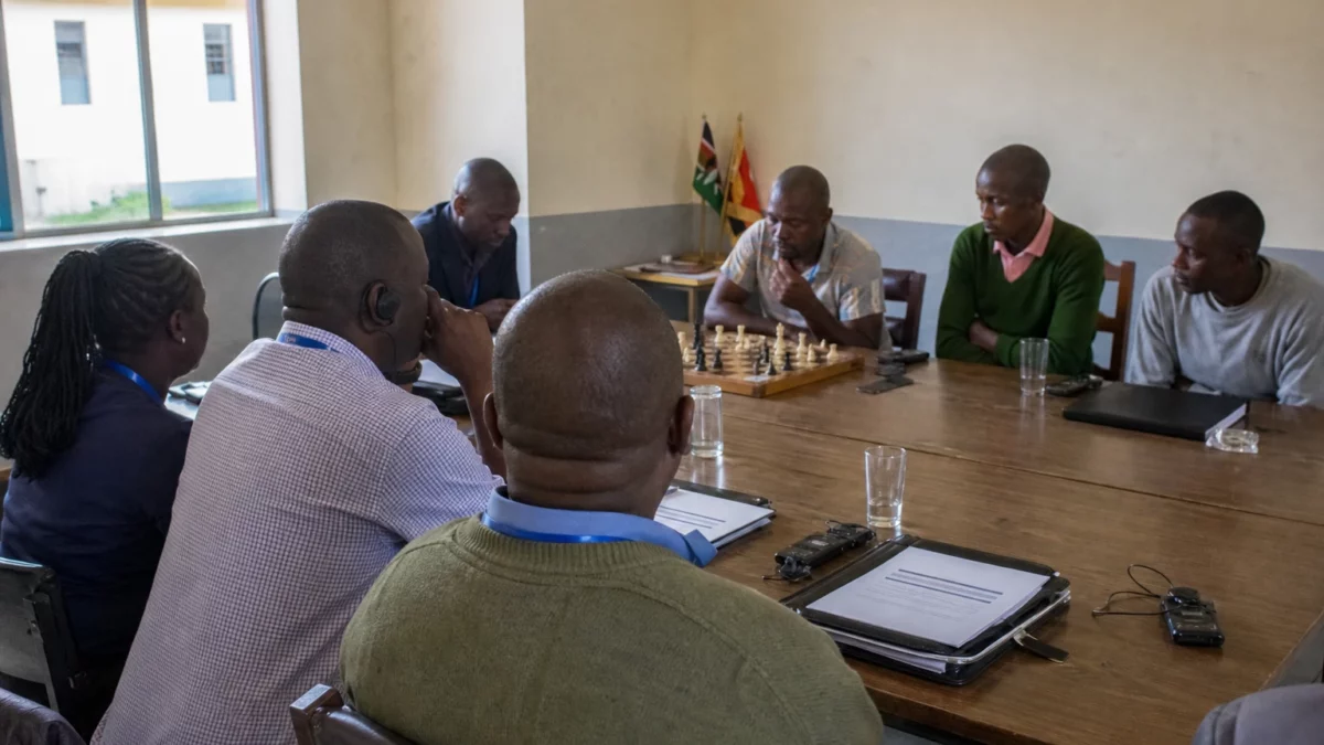 Au Kenya, les échecs changent le quotidien carcéral et préparent les détenus à leur retour dans la société
