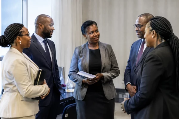 Le Botswana investit un milliard de pulas pour créer des entreprises et réduire sa dépendance au diamant