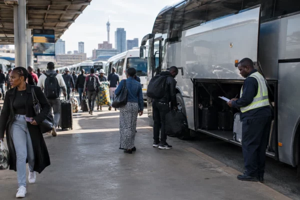 Pretoria veut renouer avec Washington, mais les tensions commerciales compliquent la défense des exportations sud-africaines