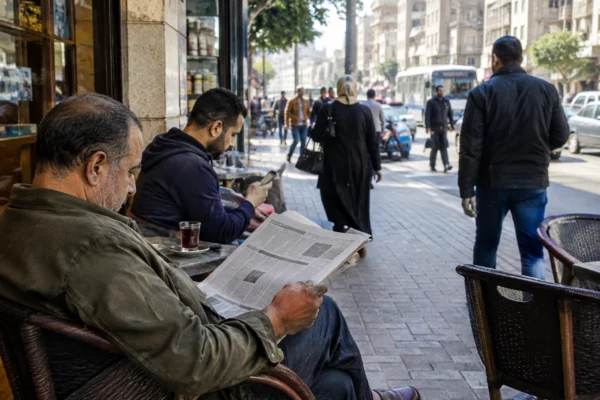 En Égypte, la libération de Lina Attalah ne met pas fin à la menace judiciaire contre Mada Masr et sa rédaction