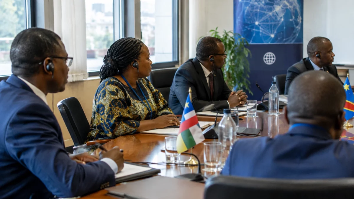 La RCA veut ouvrir un nouveau corridor Internet, mais la fibre vers la RDC reste sans calendrier ni financement annoncé