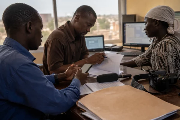 Au Burkina Faso, la libération de fidèles relance le débat sur les libertés religieuses et le sort de l’imam Kindo