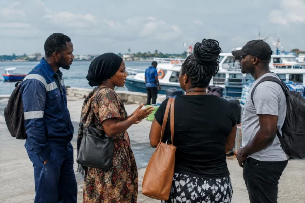 À Port-Gentil, la visite d’Oligui Nguema souligne l’urgence des recherches après le naufrage au large de Mayumba