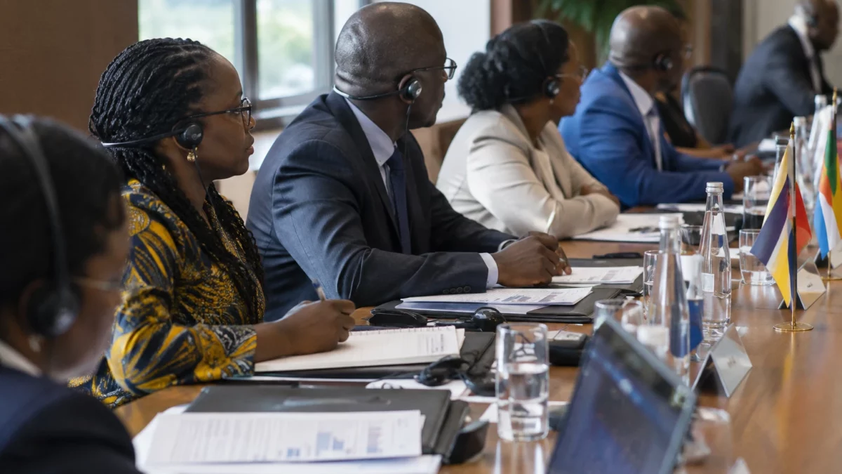 Au Gabon, les nouvelles centrales ne suffiront pas à garantir un courant fiable sans renforcer le réseau électrique