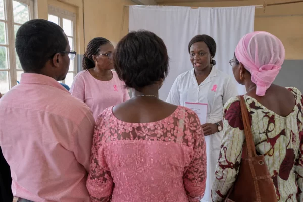 En Centrafrique, le dépistage du cancer du sein veut dépasser les campagnes pour s’ancrer dans les soins