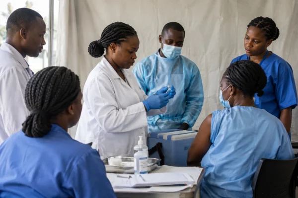 En RDC, Ervebo protège les soignants, mais son efficacité contre Ebola Bundibugyo reste encore à démontrer