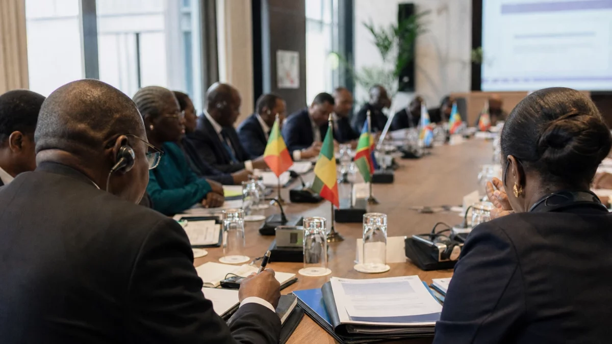 Au Cameroun, la transition constitutionnelle veut encadrer l’après-Biya sans raviver les fractures nationales