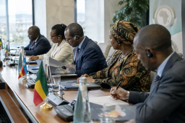 Navi Pillay met les États face à leurs responsabilités : la justice internationale à l’épreuve des crises