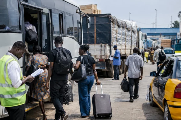 Au Ghana, transformer les minerais avant leur exportation met l’industrie et les investissements au défi d’ici à 2030