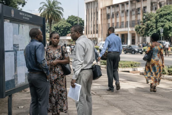 Au Cameroun, la vice-présidence vacante laisse la succession présidentielle au cœur d’un débat sur le pouvoir